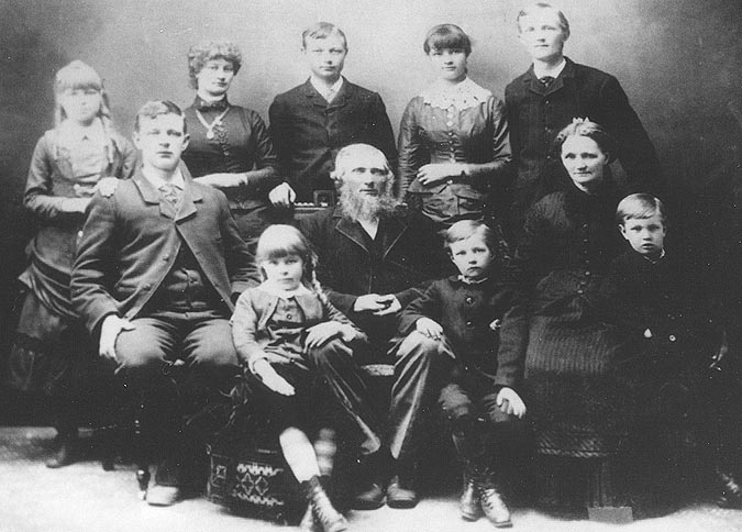 Garrett and Frances Frielink family circa 1885